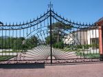 Миниатюра : Ворота военного санатория