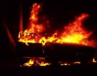 В Саках подожгли две машины, 7 ноября 2012