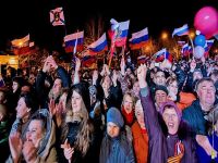 Крым идет домой в Россию