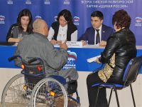 Депутат госдумы провел в Саках личный прием граждан