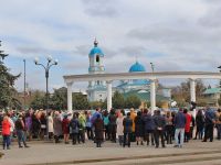 Сакчане почтили память жертв трагедии в Кемерово, 28 марта 2018