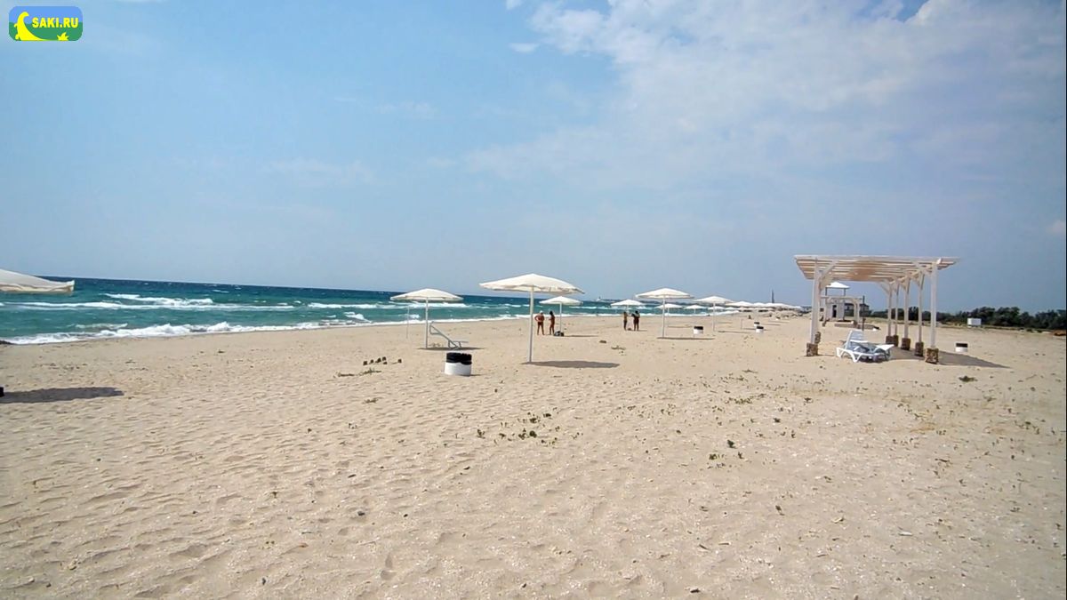 Пляж Курорт Саки