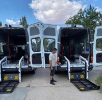 В Бурденко обновили микроавтобусы с подъёмником