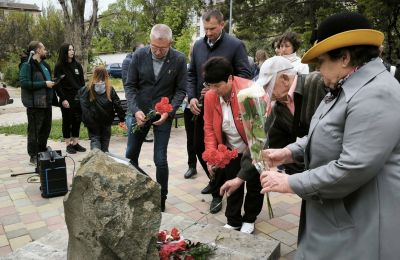 Митинг-реквием в Саках, 26 апреля 2025